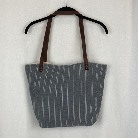 Sassy Sparrow Artisan Textile | Leather Tote Bag - Picture 2 of 14